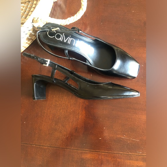 Calvin Klein Glossy Black Slingback block heels - Picture 6 of 8